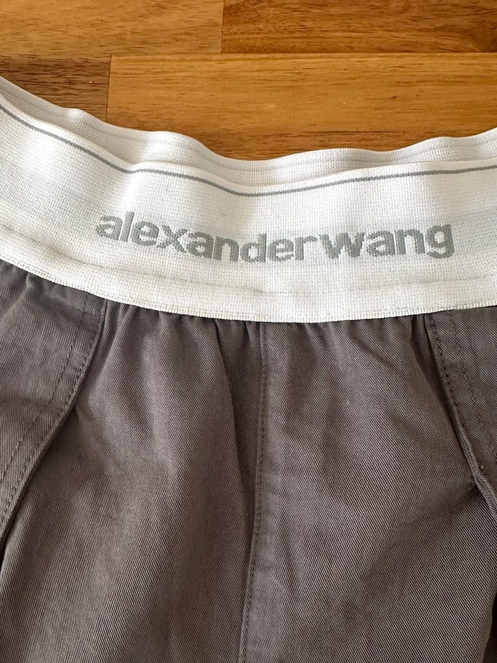Alexander Wang Cargo Shorts – Size M